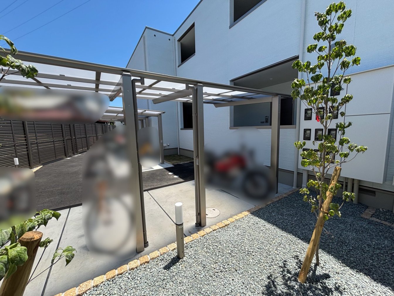大阪府枚方市 Ⅰ様邸の新築外構工事・駐輪場の施工後-03